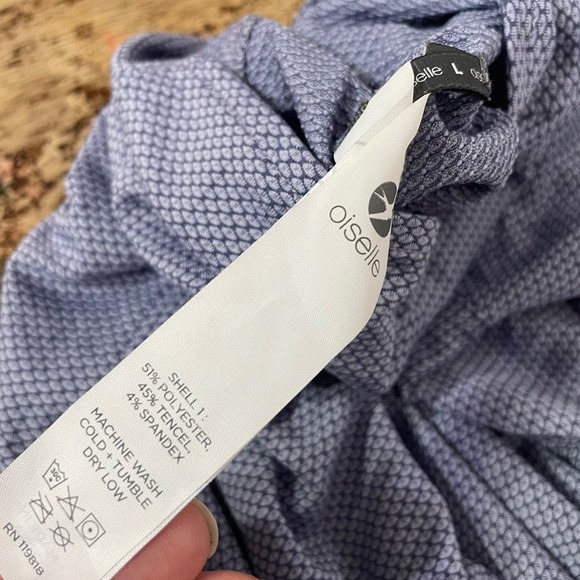 Oiselle Mesh Funnel Neck‎ Top Large Blue - Picture 5 of 7